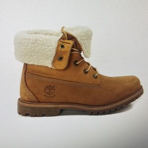 Timberland fleece roll down boot size 7 womens